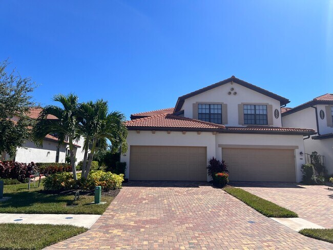 Primary Photo - 1622 Oceania Dr S