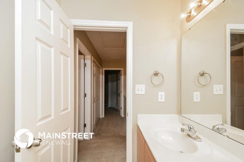 Building Photo - 808 Woodside Park Ln