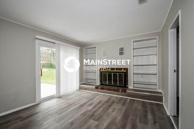 Building Photo - 3 Bedroom Pet-Friendly Home in St. Louis, MO with Main Street Renewal