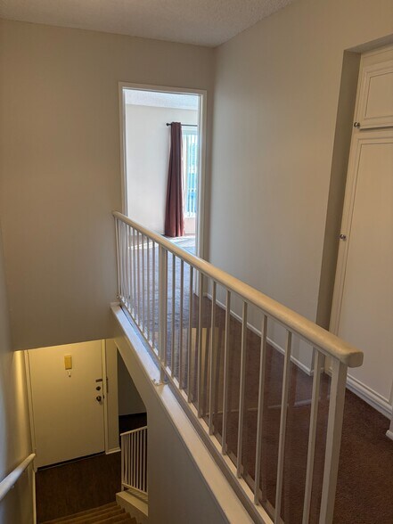 Building Photo - 7226 Jordan Ave