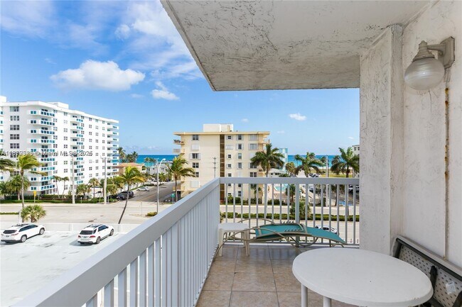 Building Photo - 1500 S Ocean Dr