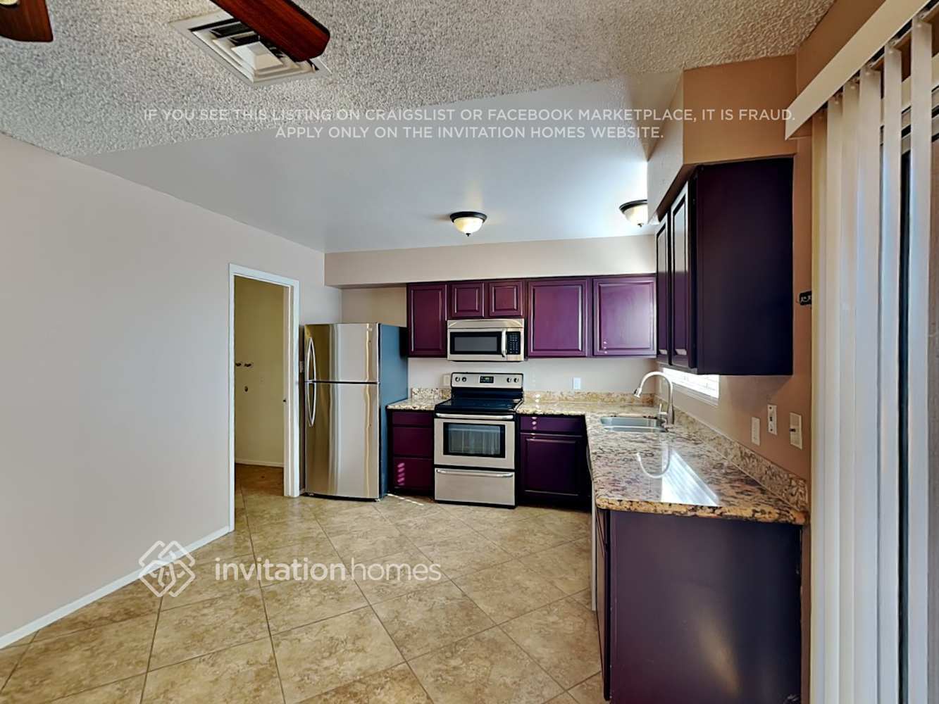 Building Photo - 2933 W Grovers Ave