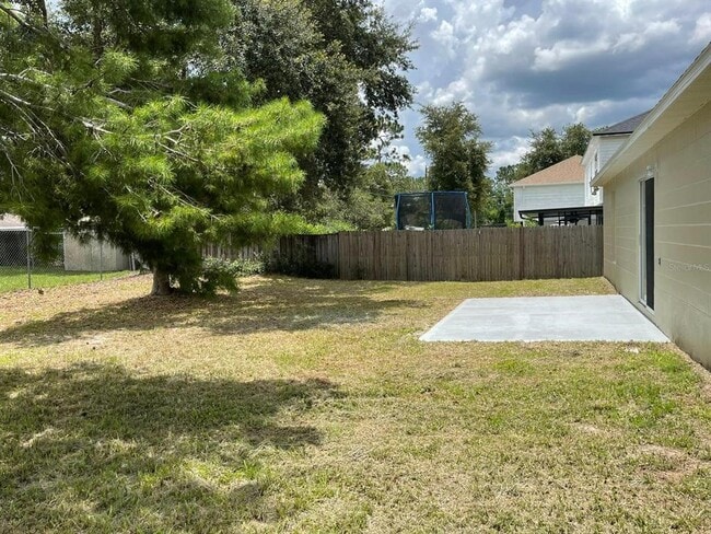 Building Photo - 1879 Laredo Dr