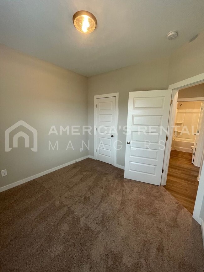 Building Photo - Home for Rent in Eastaboga, AL!!  Available to View!!!