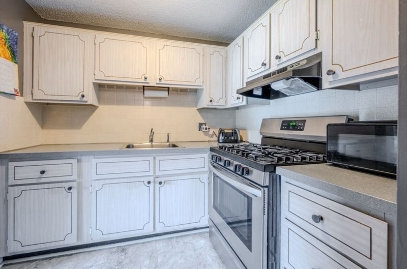 Building Photo - 341 Pawtucket Blvd