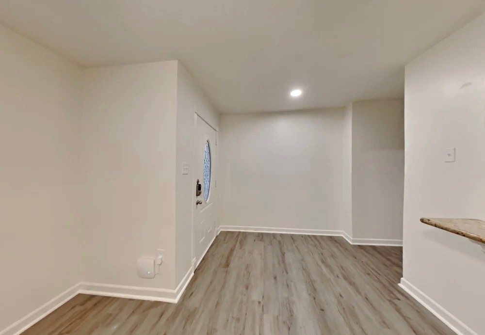 Building Photo - 10507 Mills Walk Dr
