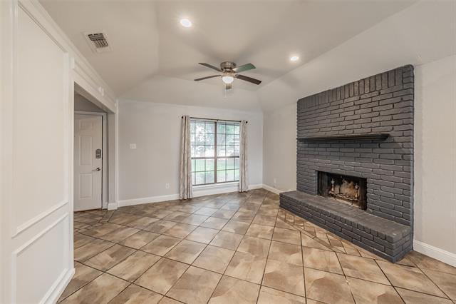 Building Photo - 514 Parsley Ln