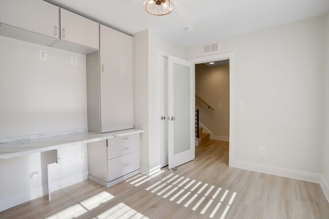 Building Photo - Beautiful Four Bedroom Abode in Brookland/...