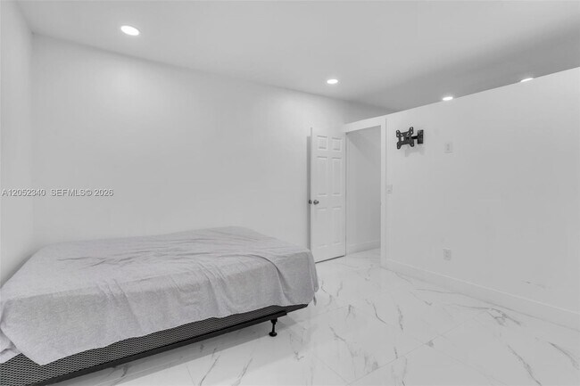 Building Photo - 26222 SW 133rd Ct