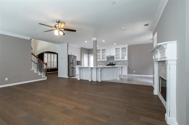 Building Photo - 515 Southridge Way