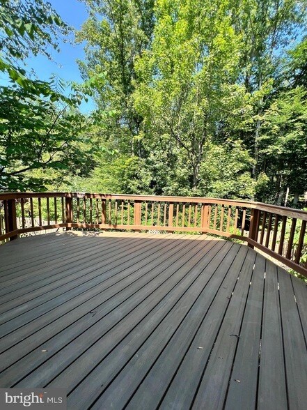 Building Photo - 8156 Dark Den Cir