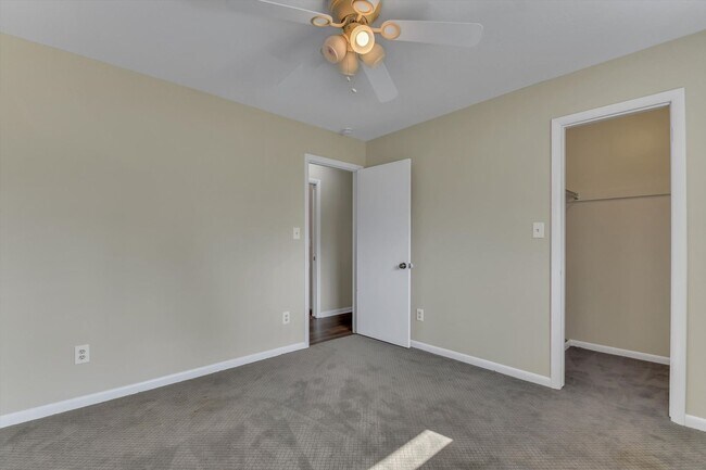 Building Photo - Beautiful, Bright & Move-In Ready Ranch in Desirable West Arvada