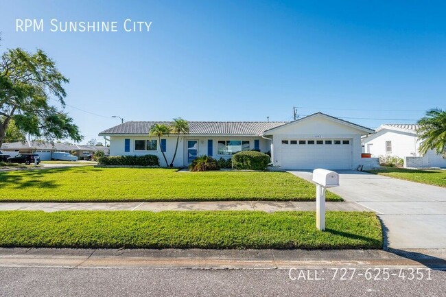 Primary Photo - 11052 60th Ave N