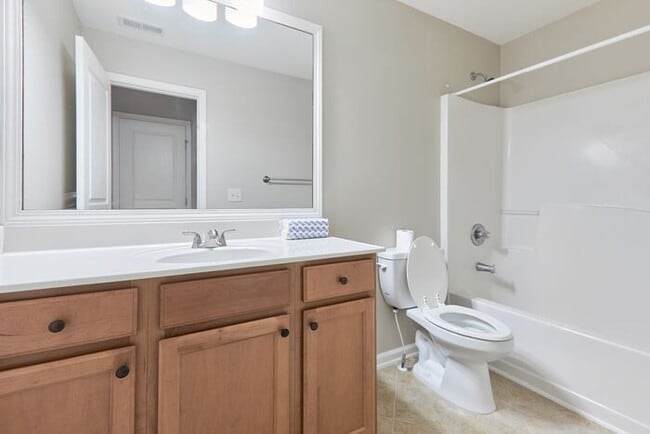 Building Photo - 3351 Archgate Ct