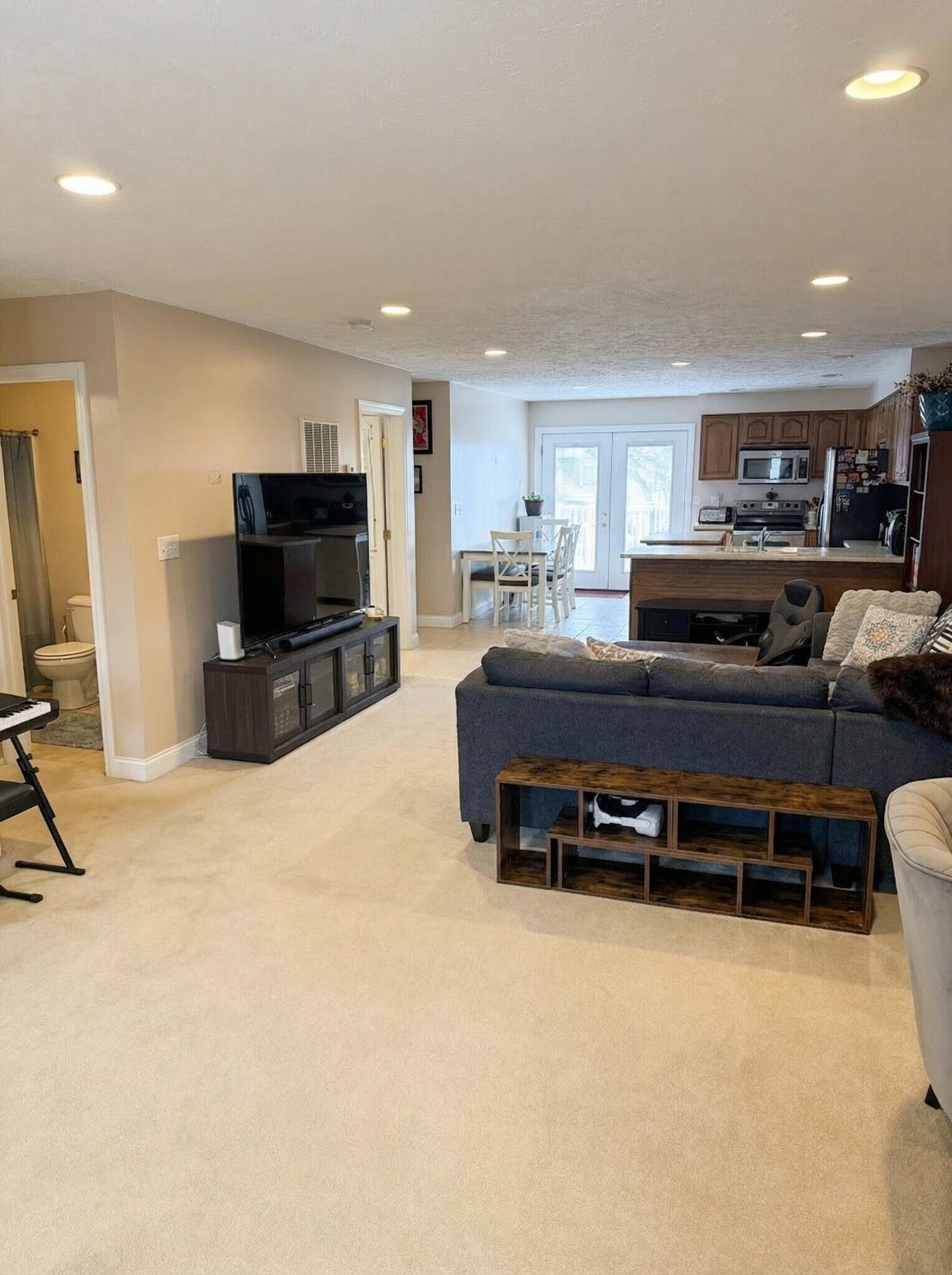 Building Photo - 429 Mansfield Ave