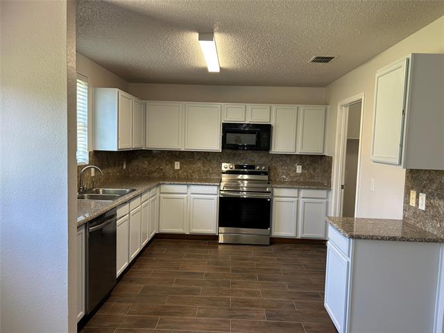 Building Photo - 3904 Kathryn Way