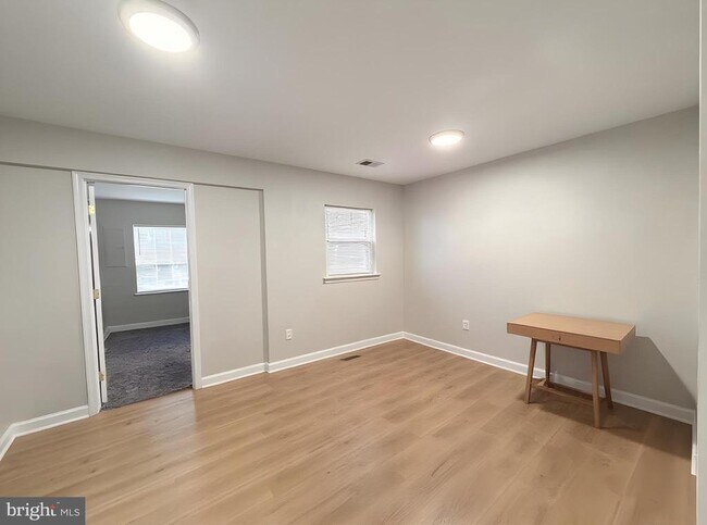 Building Photo - 20382 Farmgate Terrace