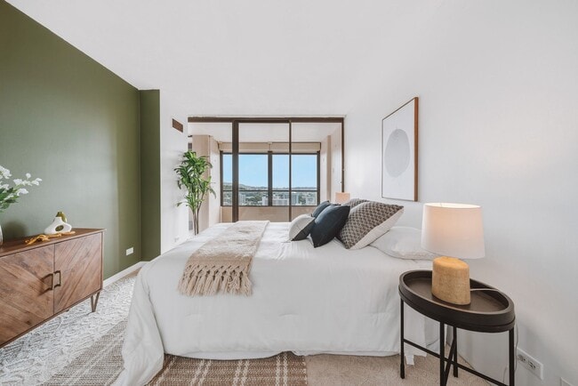 Building Photo - Mott Smith Laniloa