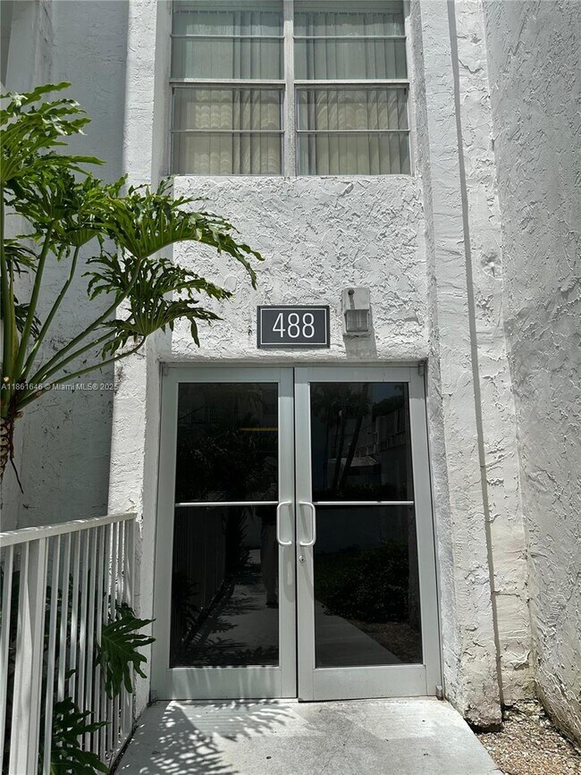 Building Photo - 488 NW 165th St