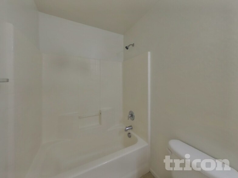 Building Photo - 3728 W Fremont Rd.