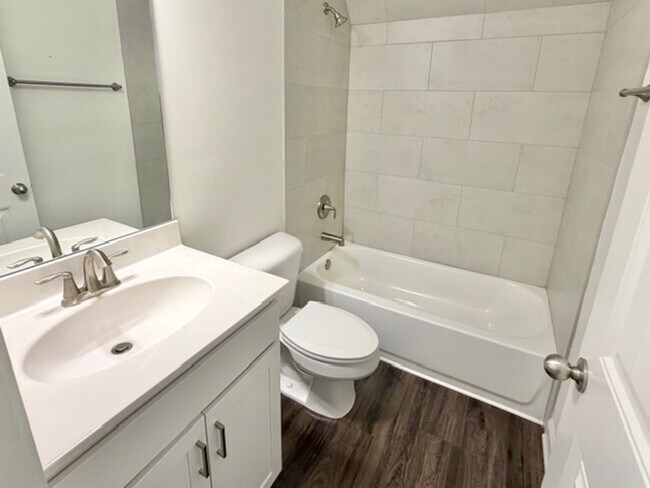 Building Photo - OceanMarinaCove4763