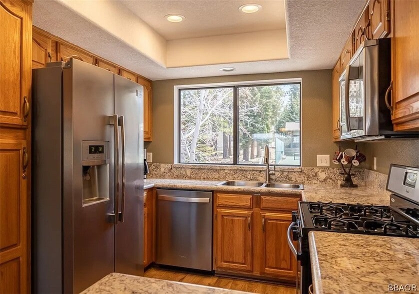Building Photo - 43065 Goldmine Woods Ln
