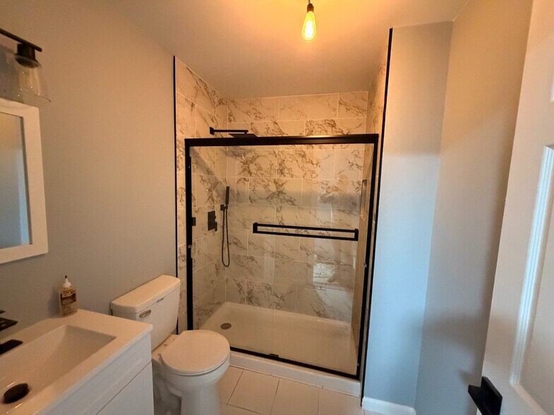 Building Photo - 39 Coram Rd