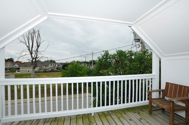 Building Photo - 517 E 23rd St