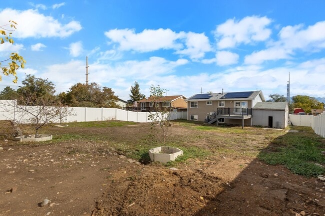 Building Photo - 5436 S 5930 W