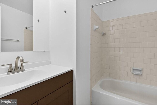 Building Photo - 14949 Enterprise Ln