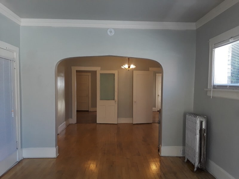 Building Photo - 880 E 100 S