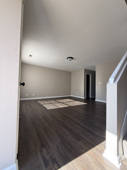 Building Photo - Lennox Place Townhouses