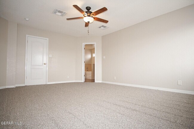 Building Photo - 13717 Paseo De Fe Cir