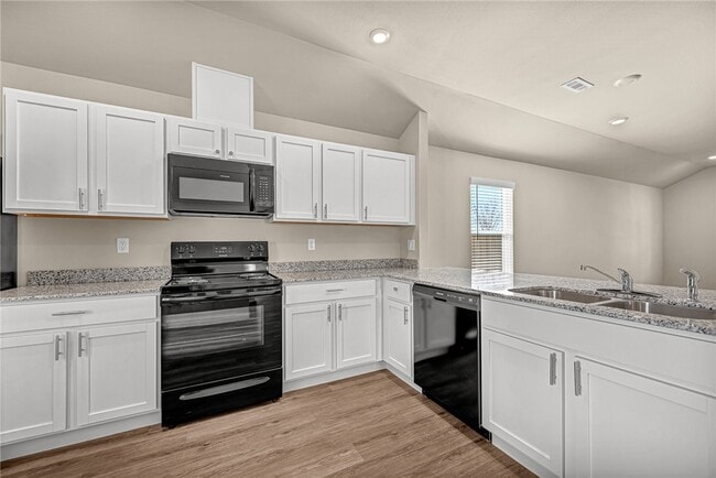 Building Photo - 990 Morningside Dr