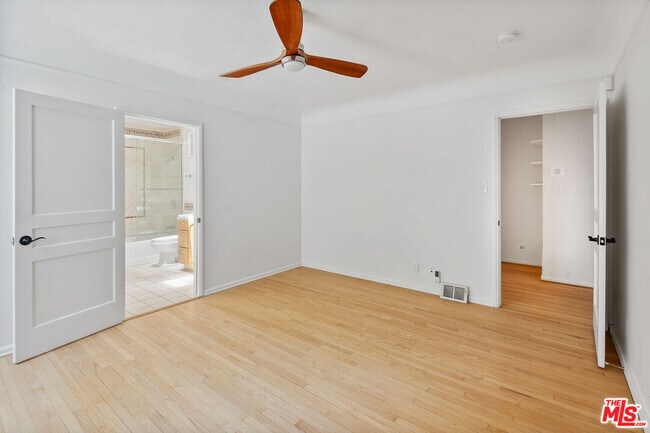 Building Photo - 5572 Bradna Dr