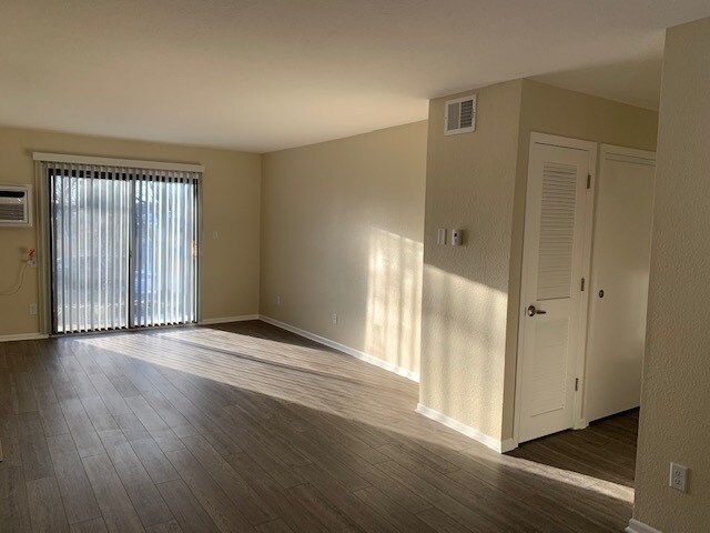 Building Photo - 4350 N 94th St