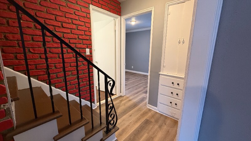 Building Photo - 2680 Latonia Blvd