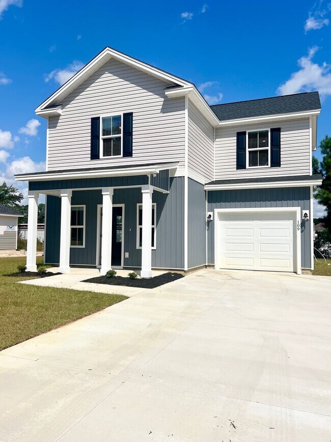 Building Photo - BEAUTIFUL NEW home!!! ??? 3 Bedrooms, 2.5 Baths with garage