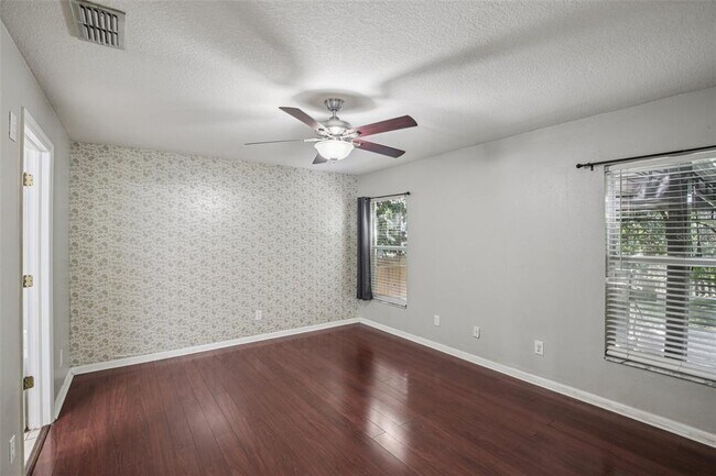 Building Photo - 7842 Citrus Blossom Dr