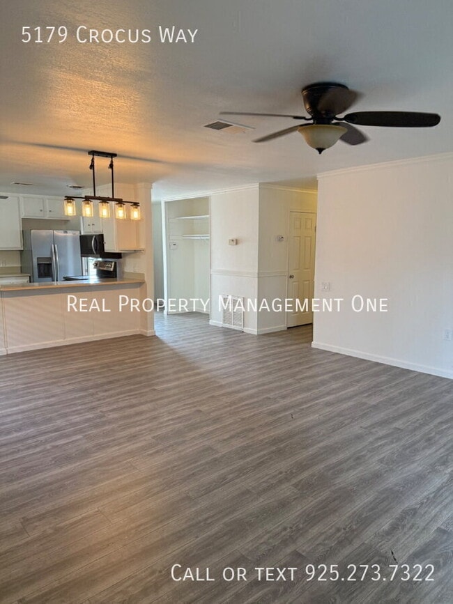 Building Photo - 5179 Crocus Way