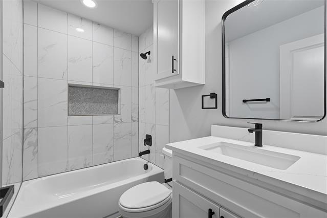 Building Photo - 3305 Stevens St