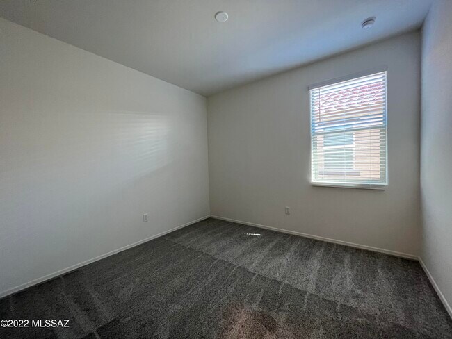 Building Photo - 7846 S New Strike Way