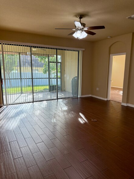 Building Photo - 34046 Spring Oak Trail