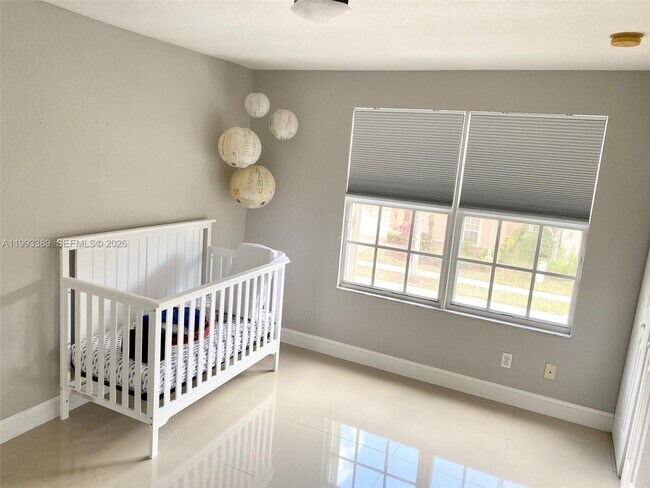 Building Photo - 4451 Seneca Ave