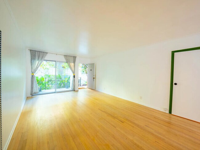 Building Photo - 4507 Finley Ave