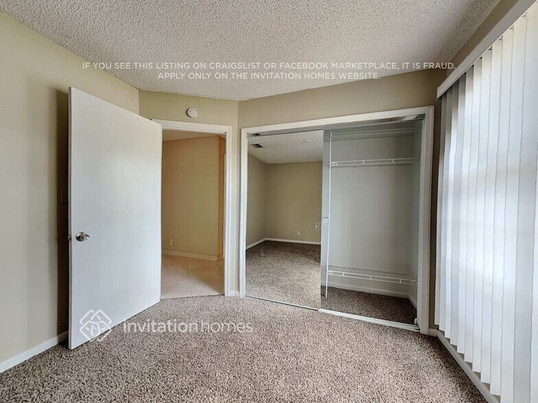 Building Photo - 454 Cactus Cir