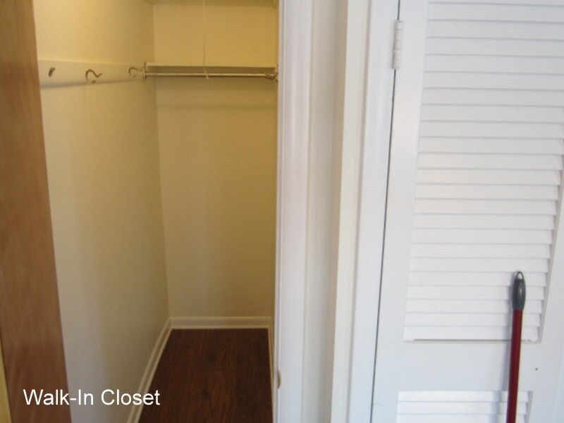 Building Photo - 1229 Drexel Ave