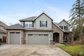 Building Photo - 4BD | 2.5 BA w/ Theater Room & Office in W...