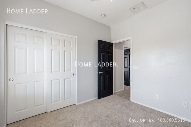 Building Photo - 18428 N Jameson Dr