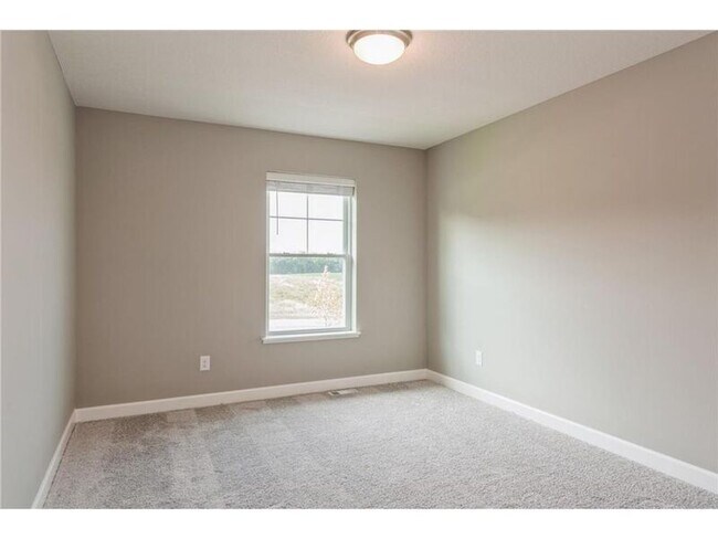 Building Photo - 10634 Weston Wy N